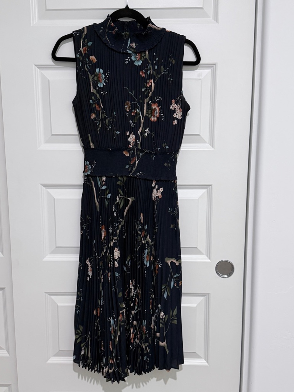 Nanette Lepore Navy Floral Pleated Midi Dress Size 2